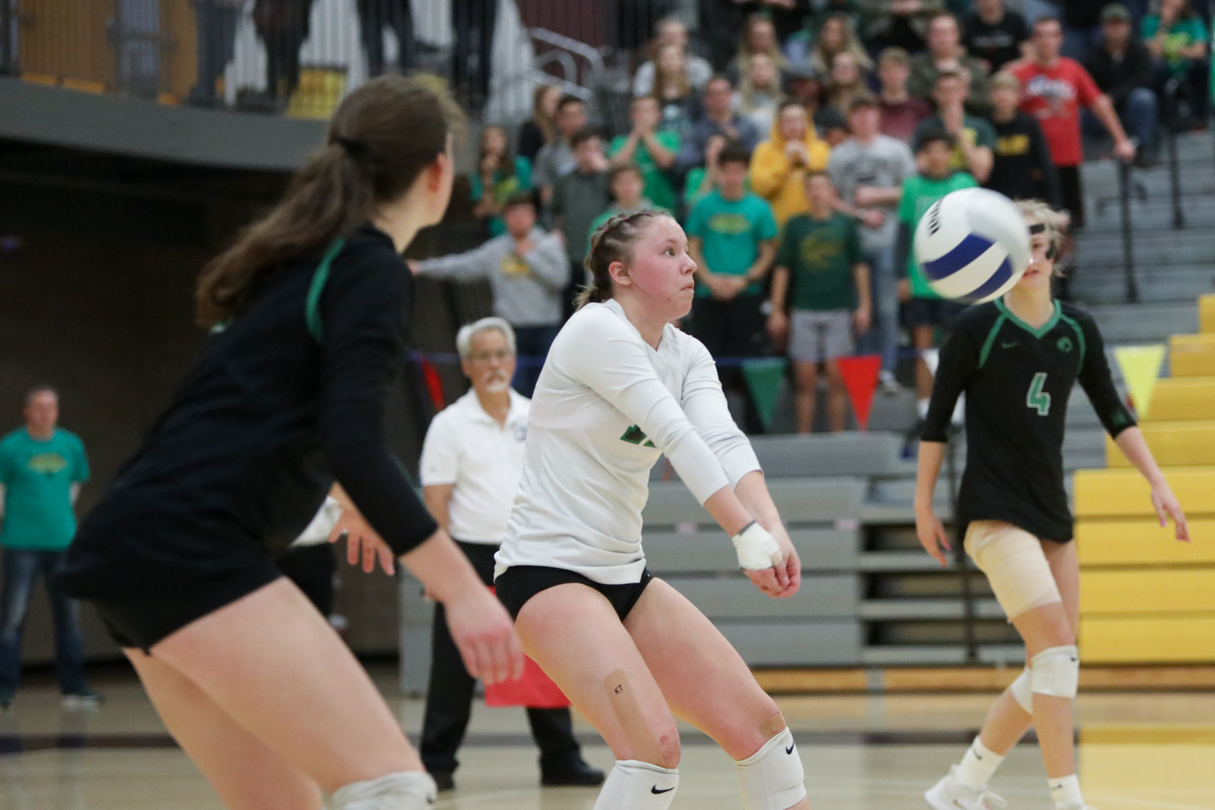 Sweet Home vs. Valley Catholic Volleyball Championship